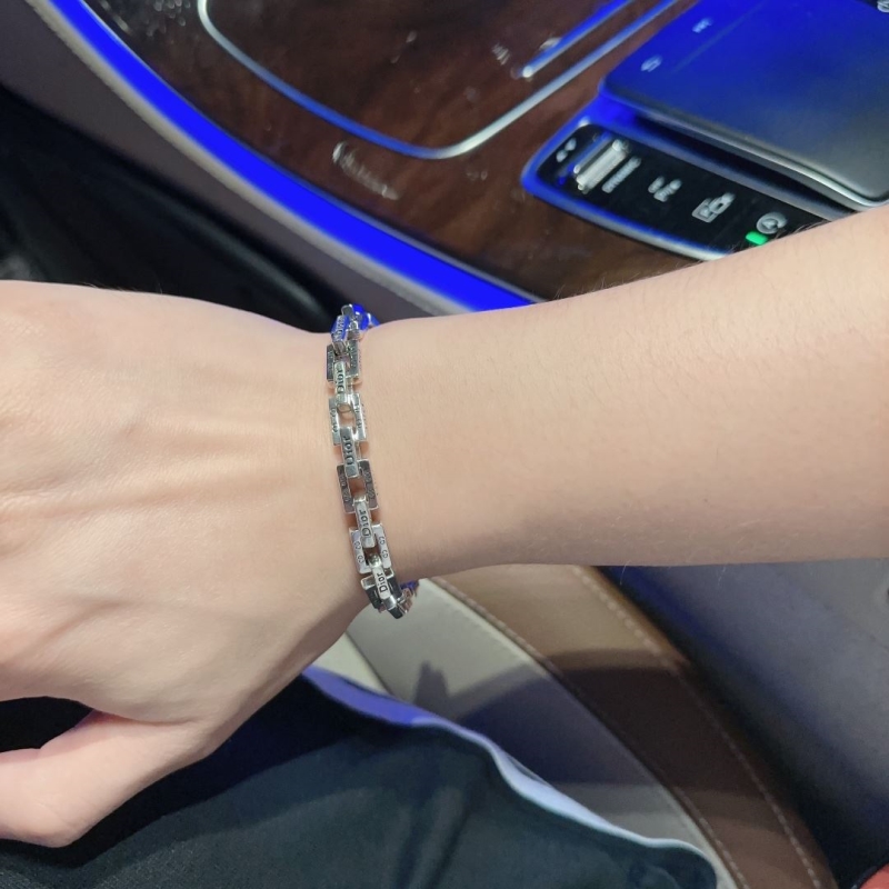 chr1st1an D10r necklaces